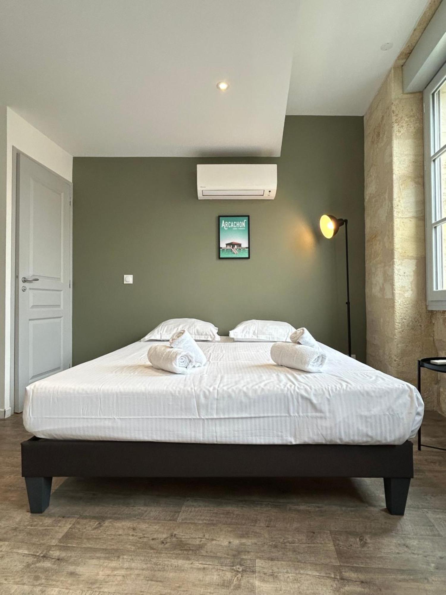 Studio Lumineux Avec Climatisation Pour 2 Personnes Бордо Екстериор снимка